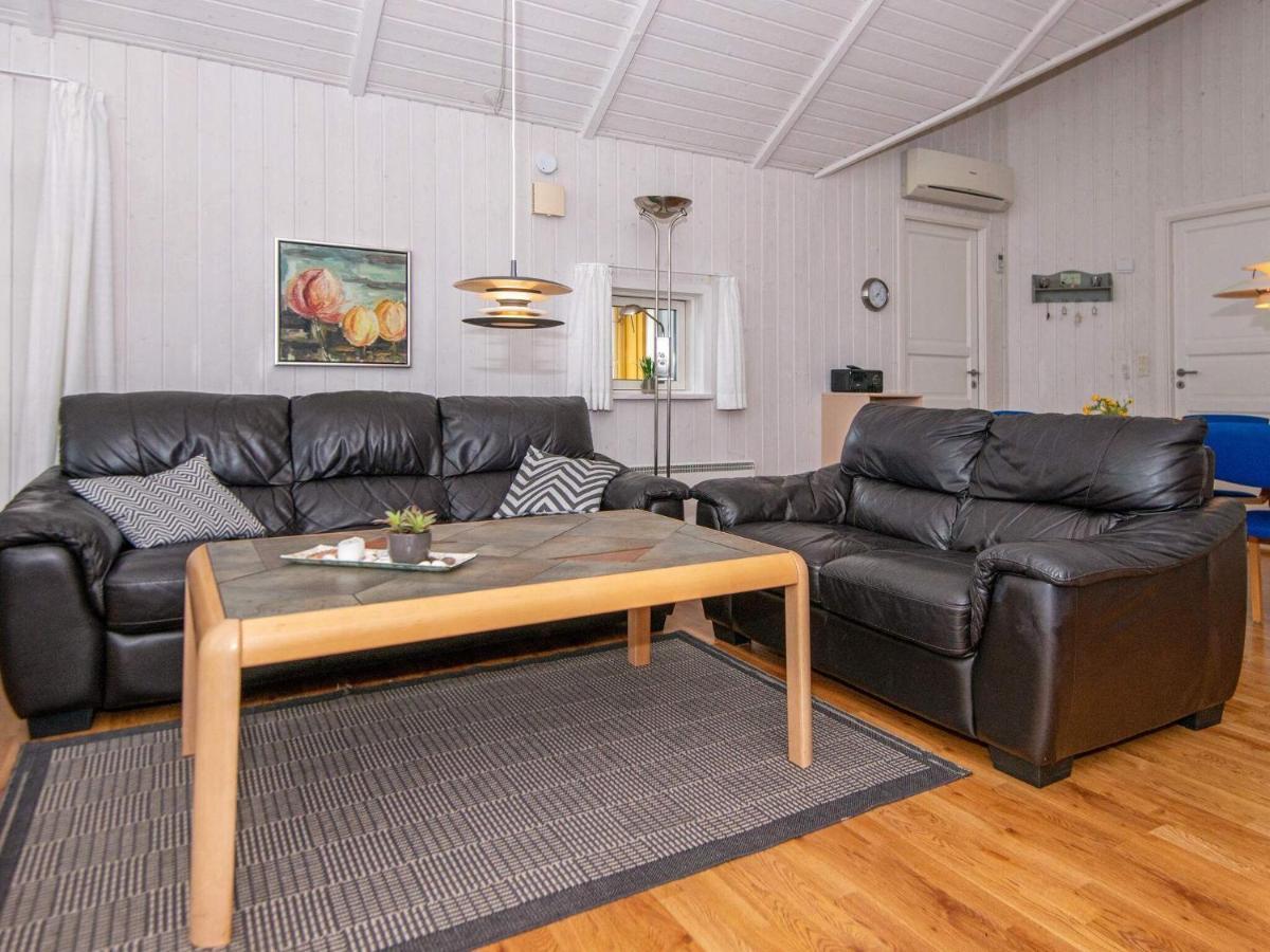 8 Person Holiday Home In Nordborg Exteriör bild
